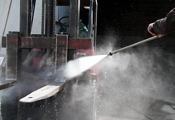 Best Pressure Washing Cost  in Parchment, MI